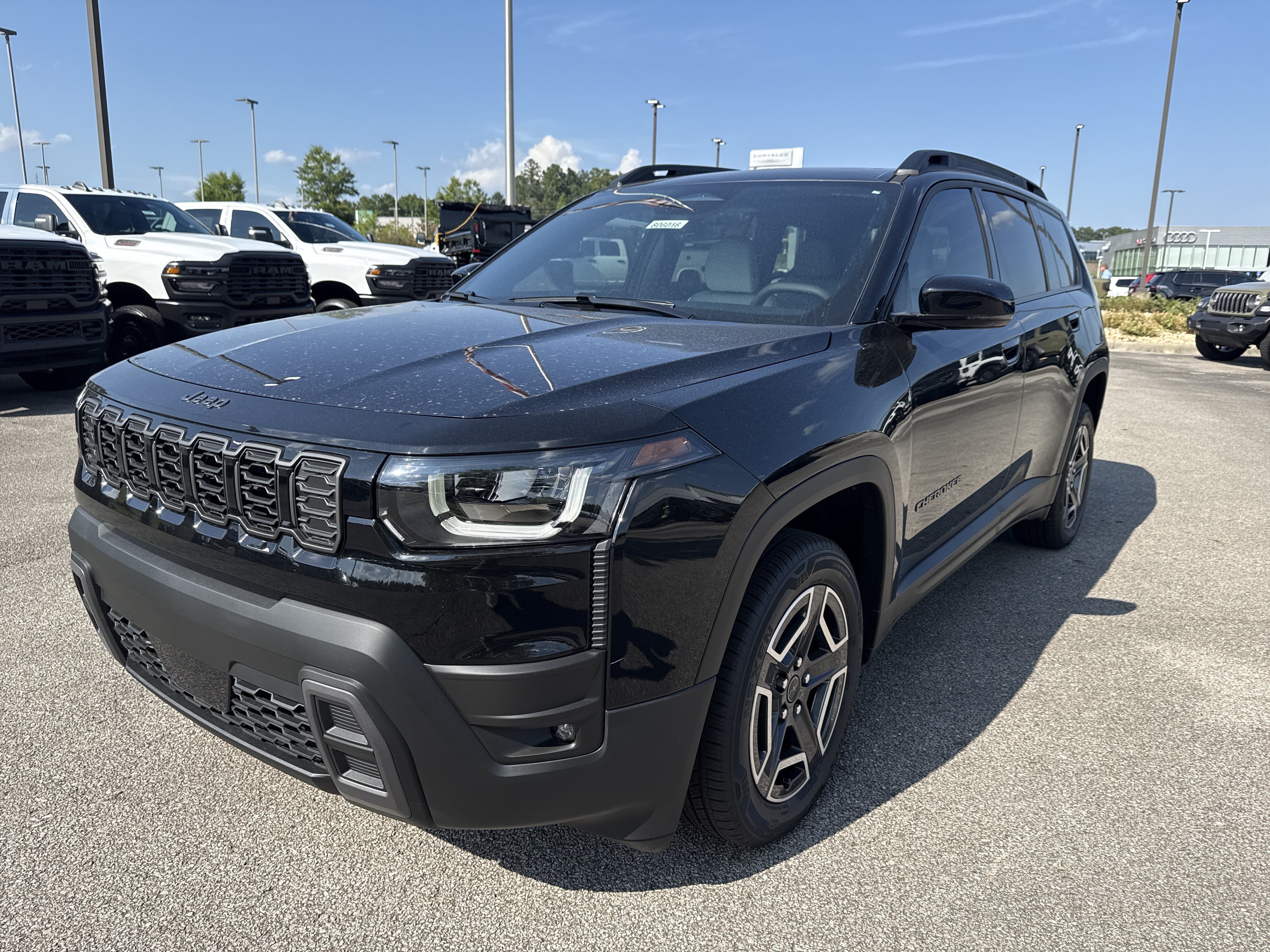 New 2026 Jeep Cherokee Limited AWD/4WD image 3