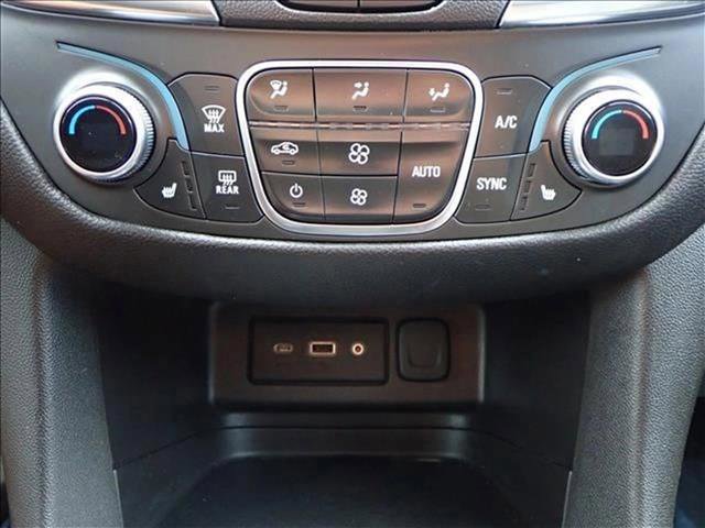 Used 2024 Chevrolet Equinox LT image 19