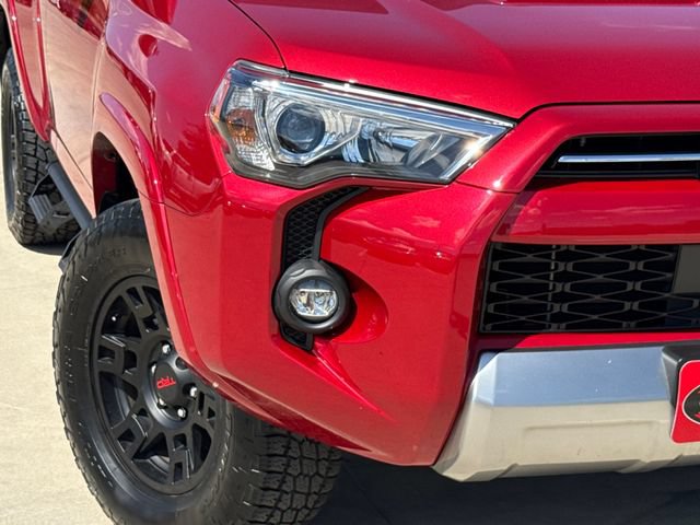 Used 2023 Toyota 4Runner TRD Off-Road Premium AWD/4WD image 4