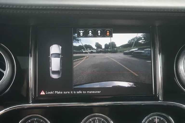 Used 2017 Bentley Mulsanne image 17