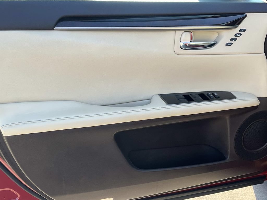 Used 2016 Lexus ES 350 w/ Navigation System Package FWD image 28
