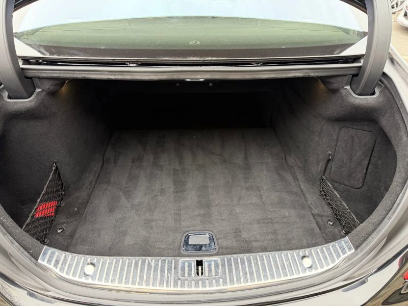 Used 2015 Mercedes-Benz S 550 Sedan image 32