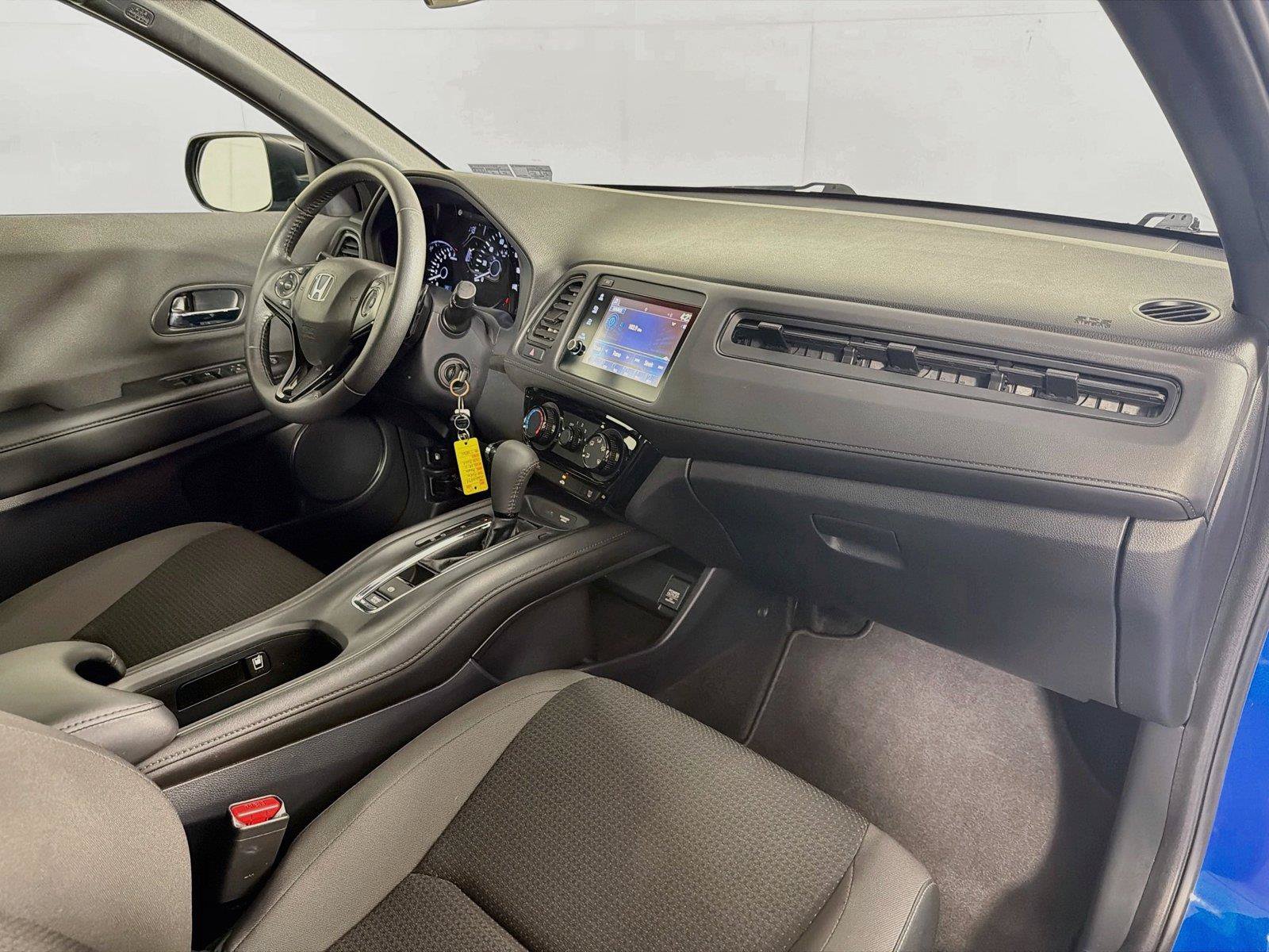 Used 2020 Honda HR-V Sport image 30