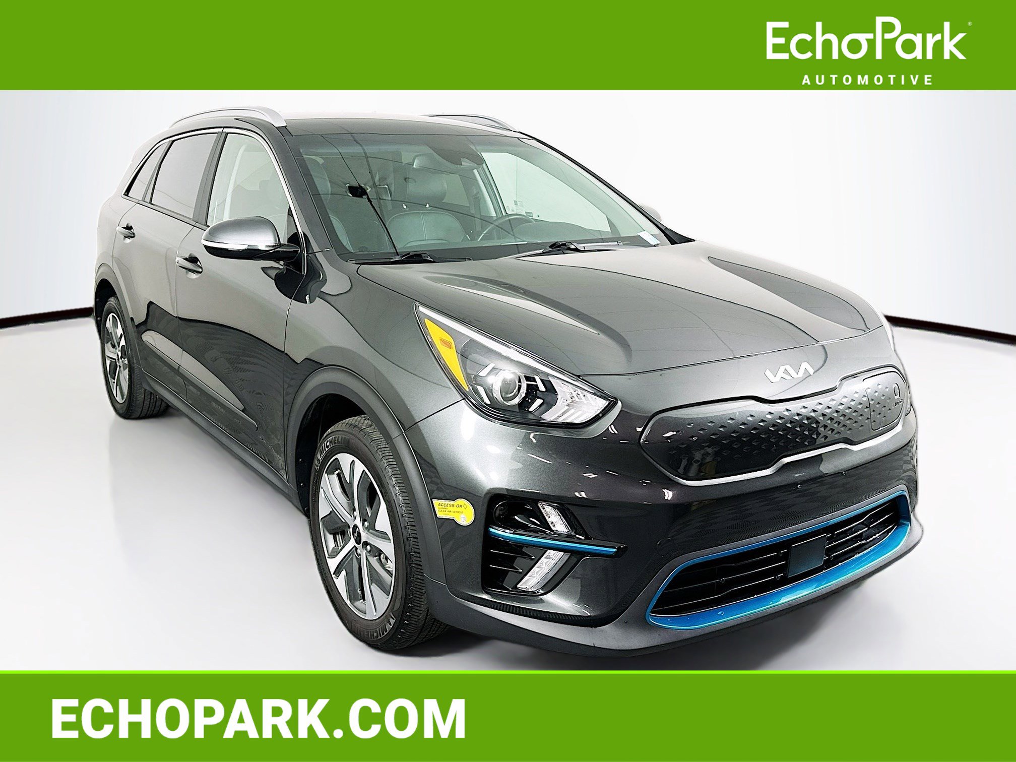 Used 2022 Kia Niro EX image 1