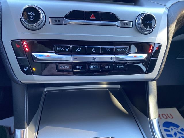 Certified 2022 Ford Explorer XLT w/ Equipment Group 202A image 19