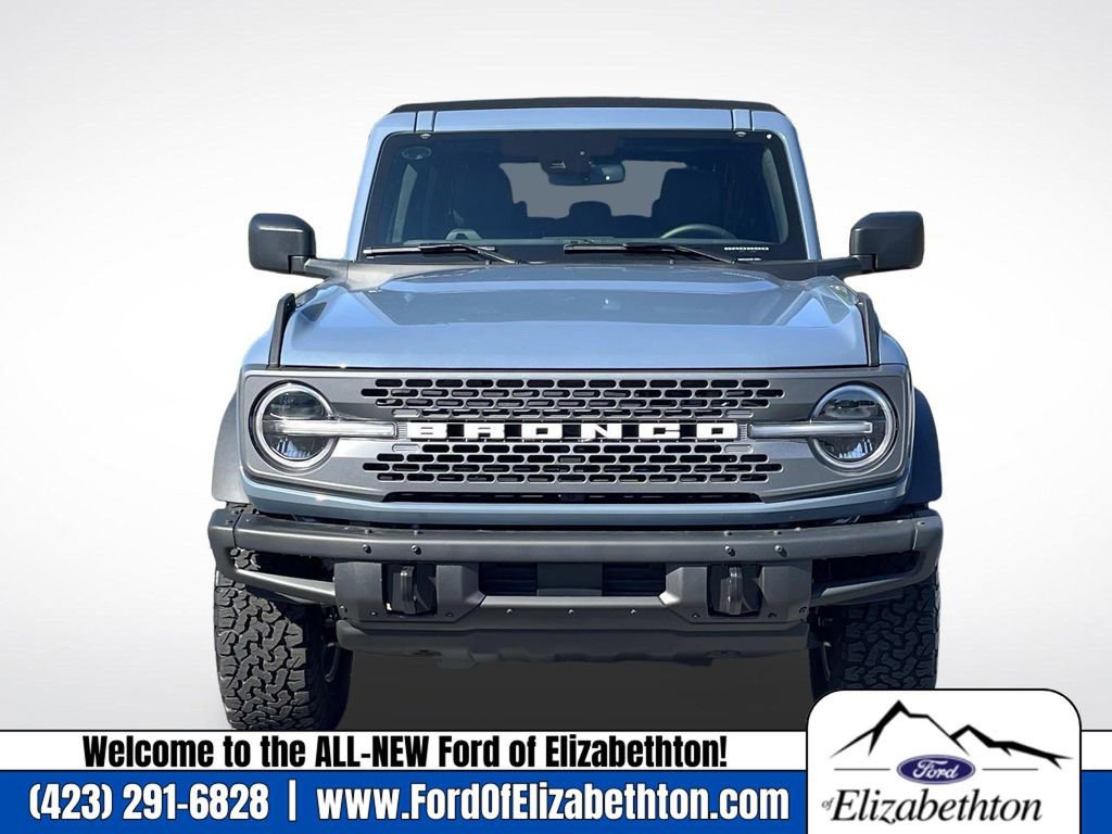 New 2025 Ford Bronco Badlands image 9
