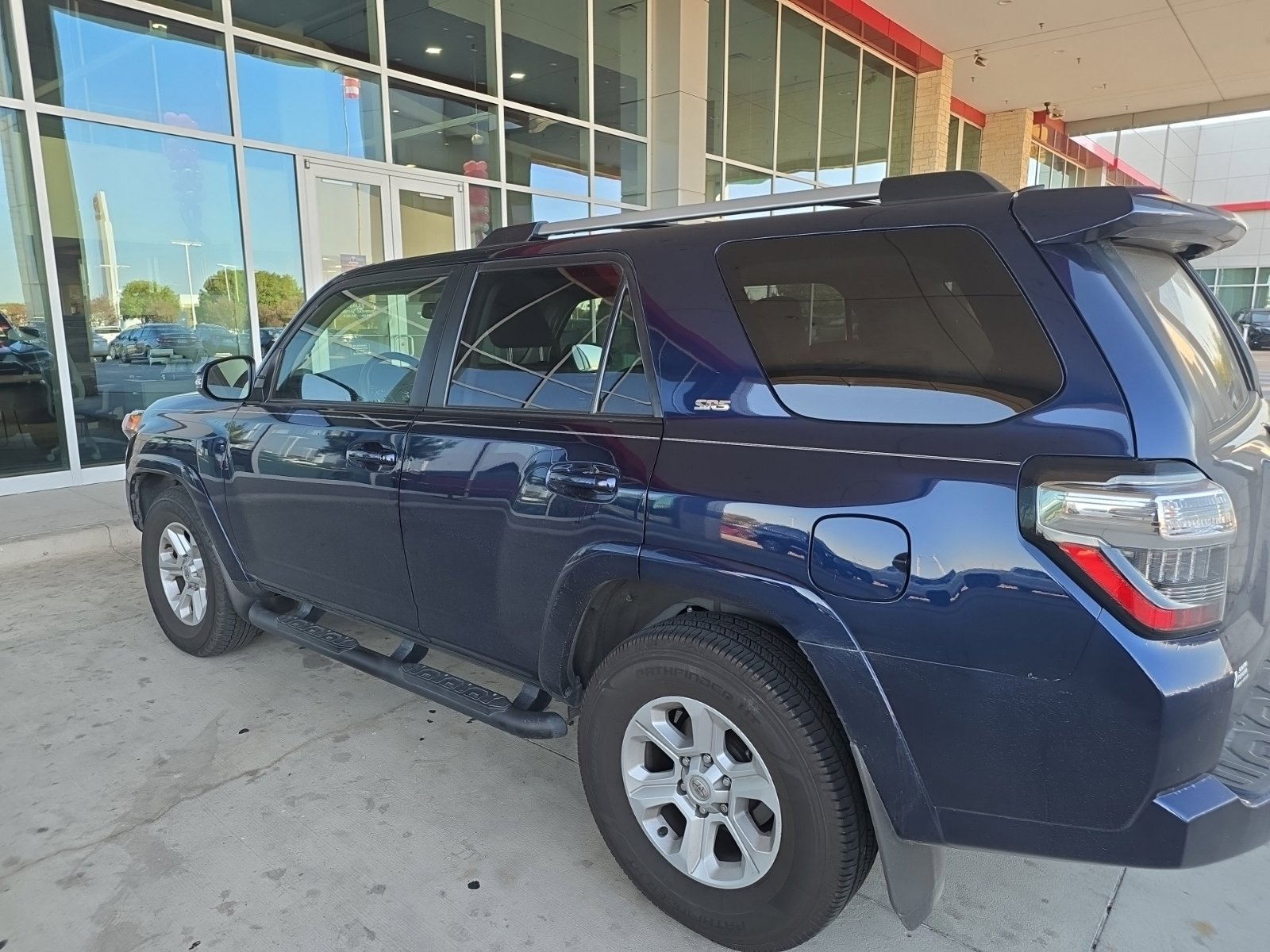 Used 2022 Toyota 4Runner SR5 Premium w/ Moonroof Package RWD image 16