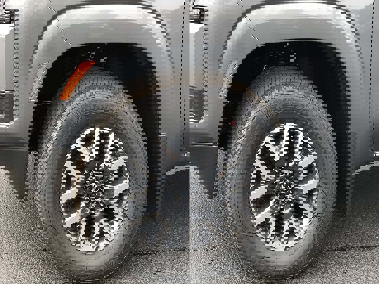 New 2026 Nissan Frontier SV w/ All-Weather Content Package image 10