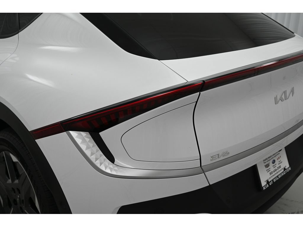New 2025 Kia EV6 Light w/ Light LR Technology Package image 10