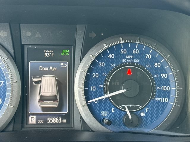 Used 2019 Toyota Sienna XLE FWD image 18