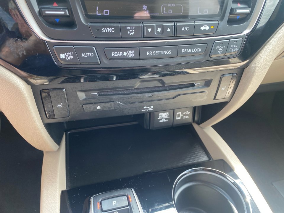 Used 2022 Honda Pilot Touring image 22
