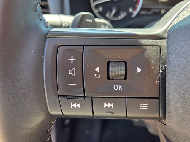 Used 2026 Nissan Rogue SV FWD image 24