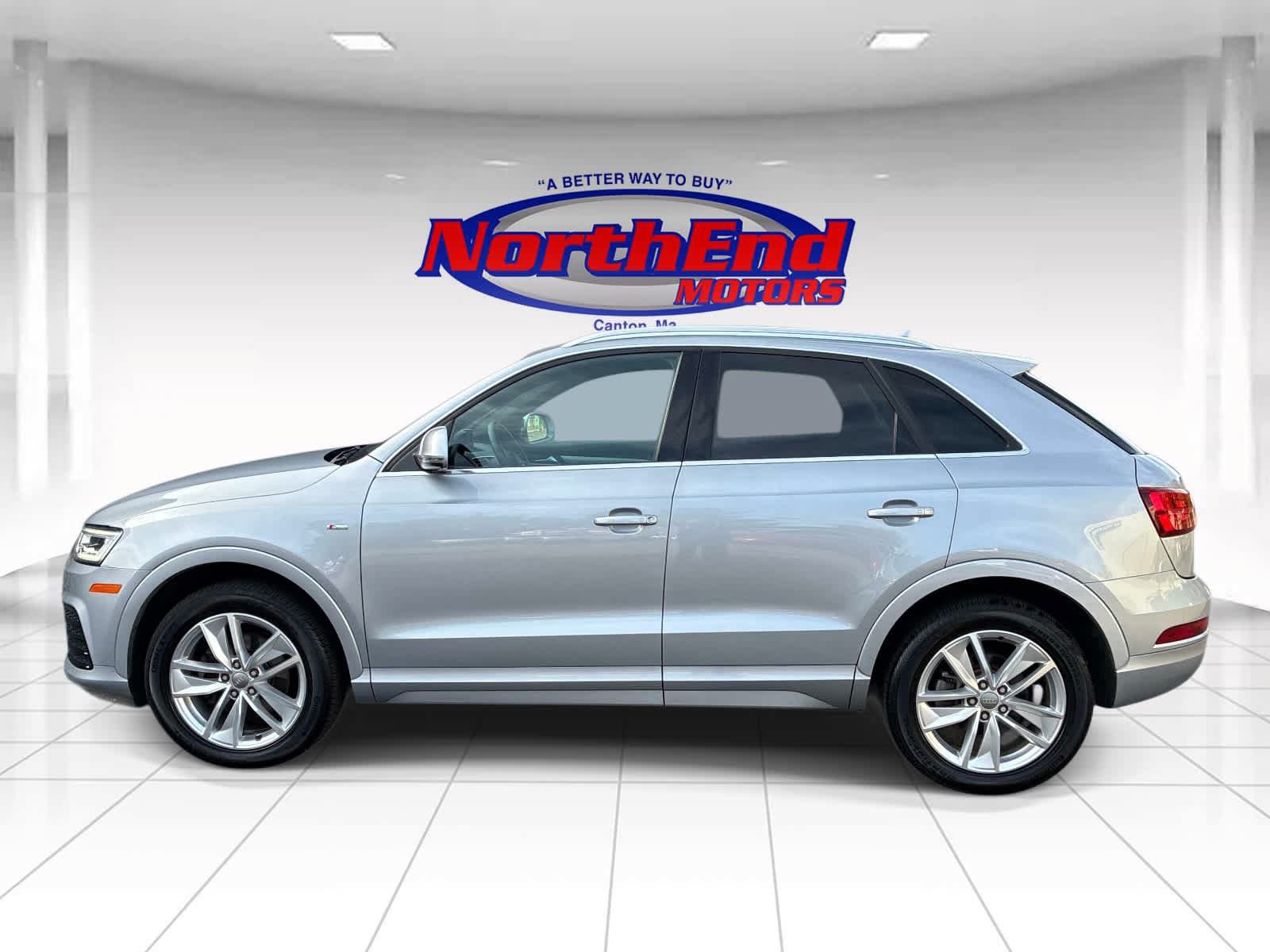Used 2018 Audi Q3 2.0T Premium Plus w/ Premium Plus Package AWD/4WD image 4