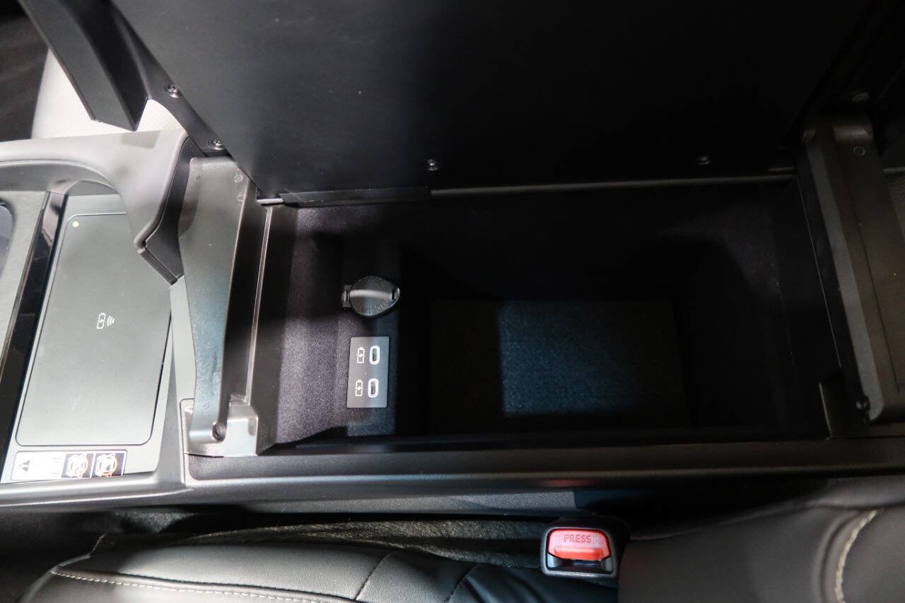 Used 2025 Lexus ES 300h F Sport w/ Accessory Package (Z2) FWD image 28