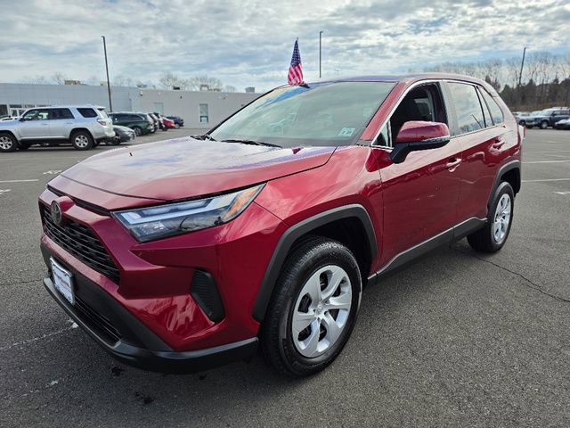 Used 2025 Toyota RAV4 LE image 3