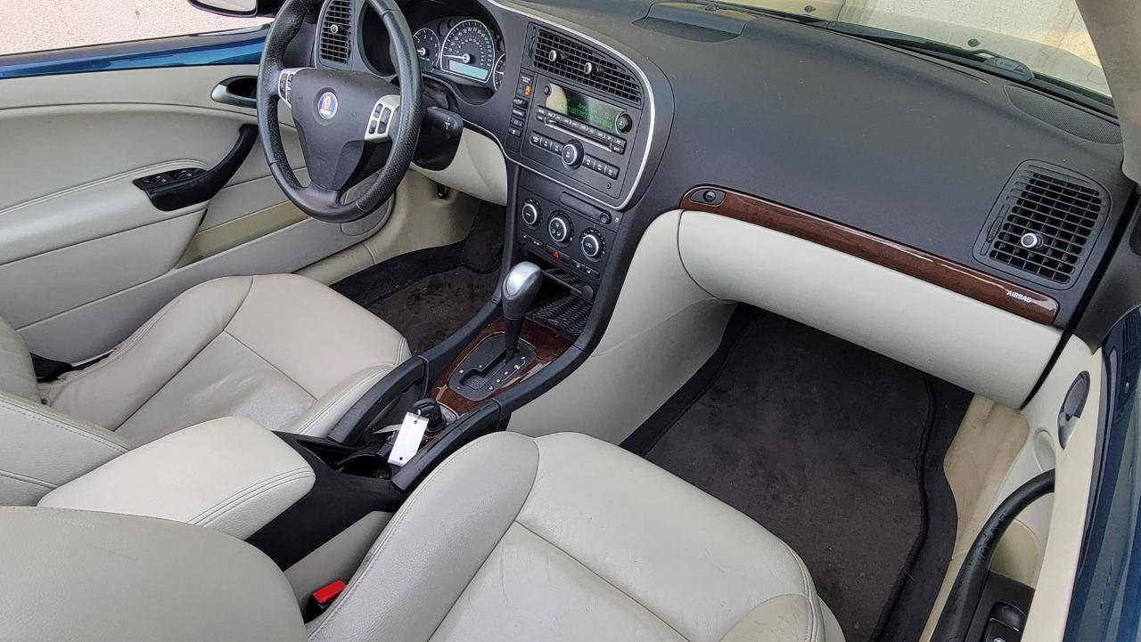 Used 2004 Saab 9-3 Aero FWD image 31