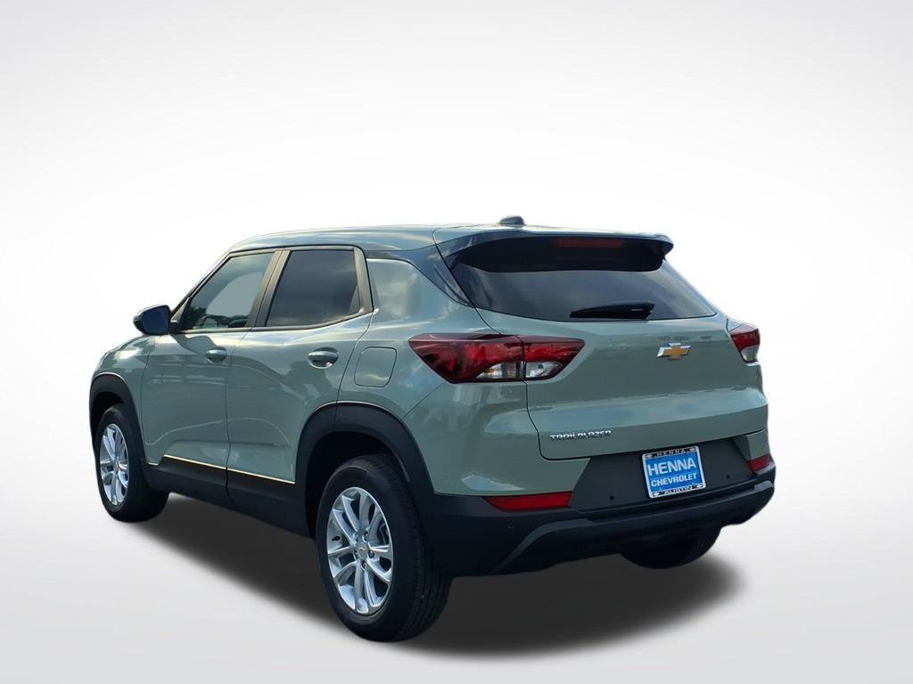 New 2026 Chevrolet TrailBlazer LS w/ LS Convenience Package FWD image 5