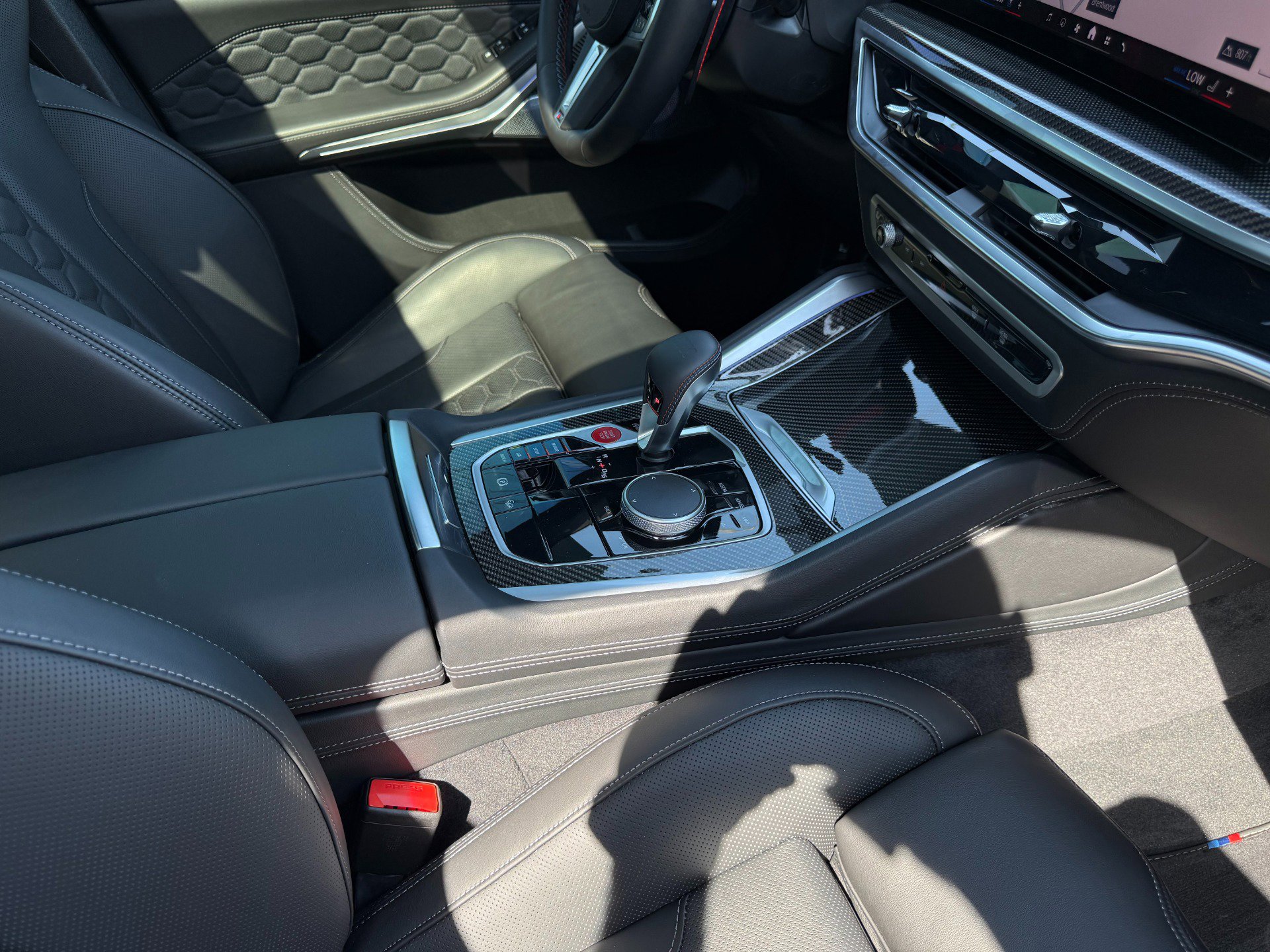 Used 2026 BMW X5 M Competition w/ Executive Package AWD/4WD image 24