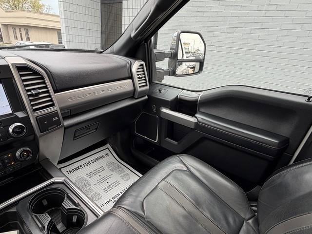 Used 2019 Ford F250 Platinum w/ Platinum Ultimate Package AWD/4WD image 17