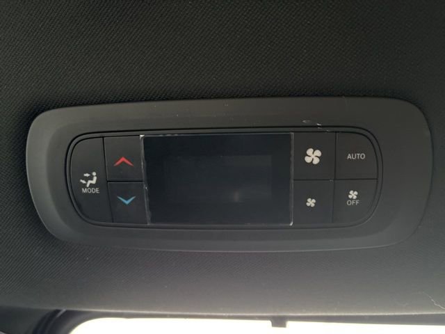 Used 2024 Chrysler Pacifica Touring-L w/ S Appearance Package image 35