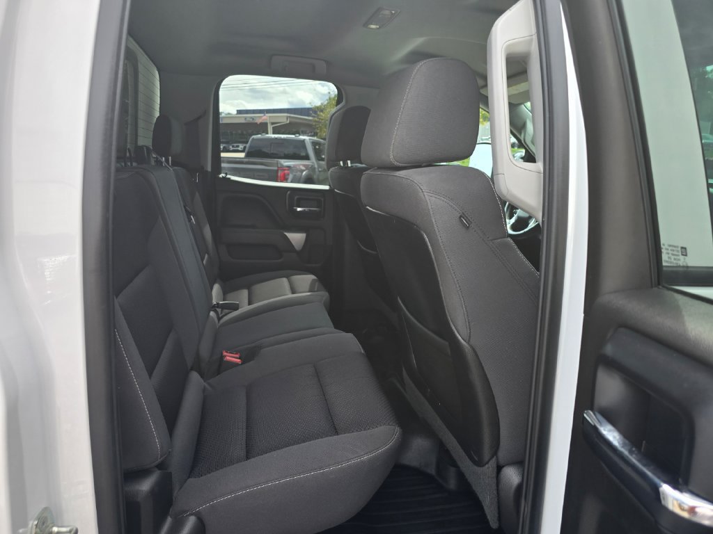 Used 2015 Chevrolet Silverado 2500 LT w/ Z71 Package, Off-Road AWD/4WD image 11
