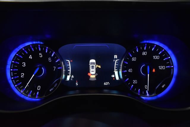 Certified 2025 Chrysler Pacifica Select image 16