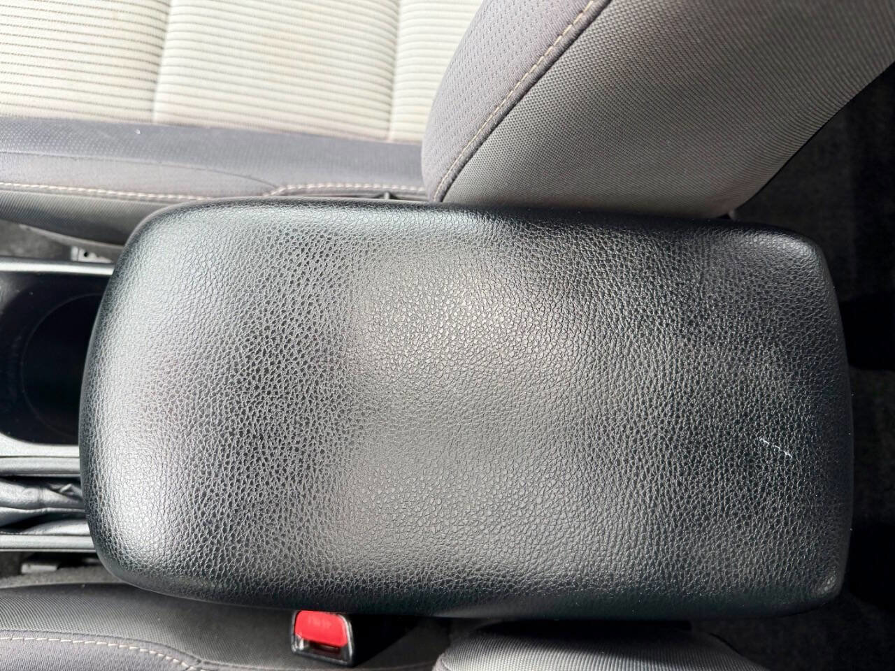 Used 2014 Toyota RAV4 XLE AWD/4WD image 79