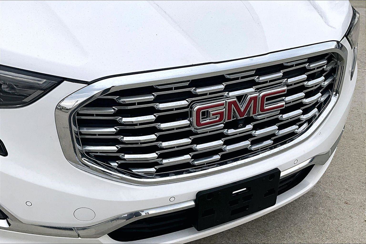 Used 2020 GMC Terrain Denali w/ GMC Pro Grade Package image 28