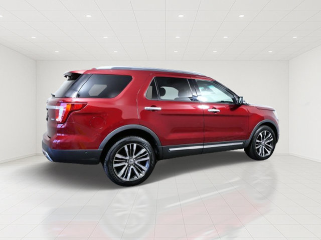 Used 2016 Ford Explorer Platinum AWD/4WD image 7
