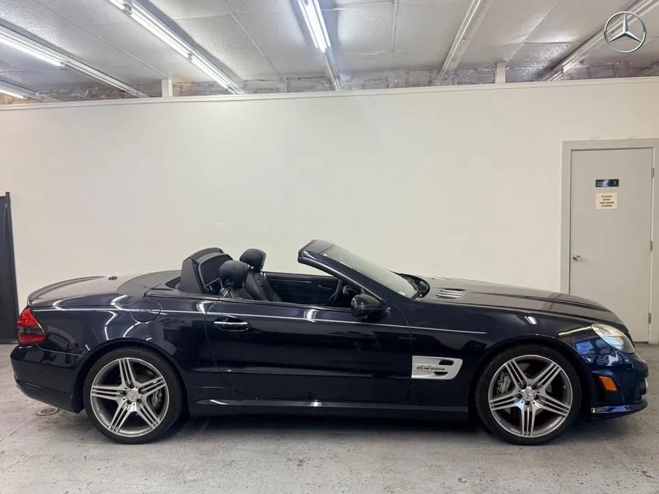 Used 2011 Mercedes-Benz SL 63 AMG image 13