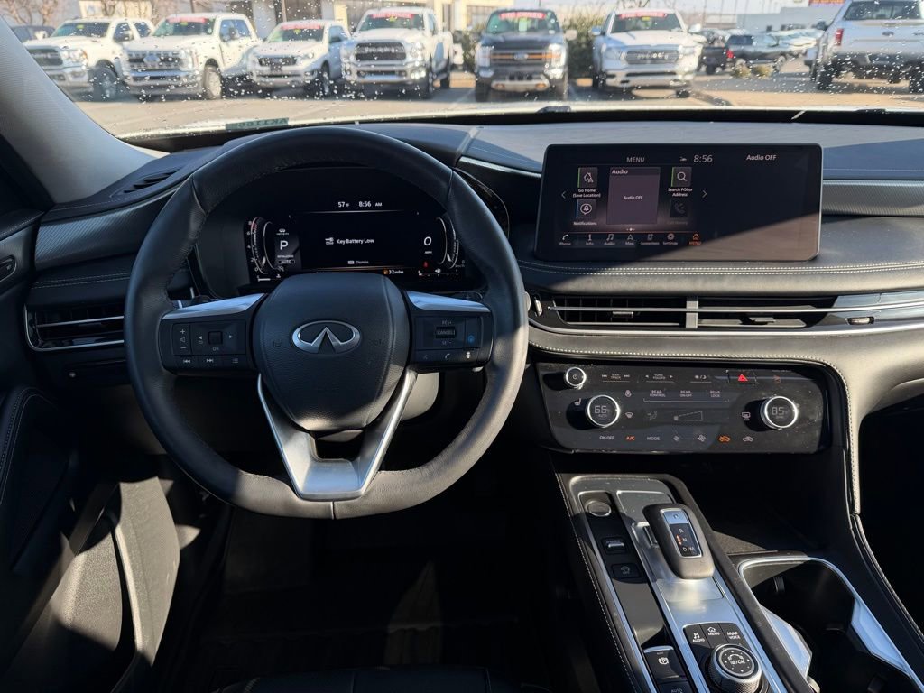 Used 2024 INFINITI QX60 Luxe image 16