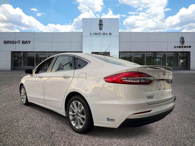 Used 2019 Ford Fusion Energi Titanium FWD image 4