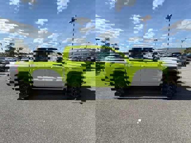 New 2026 Nissan Frontier PRO-4X w/ Pro Premium Package image 4