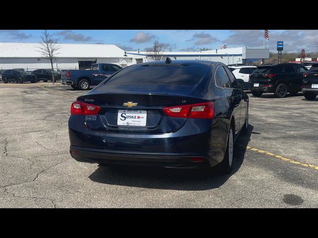 Used 2018 Chevrolet Malibu LT image 30