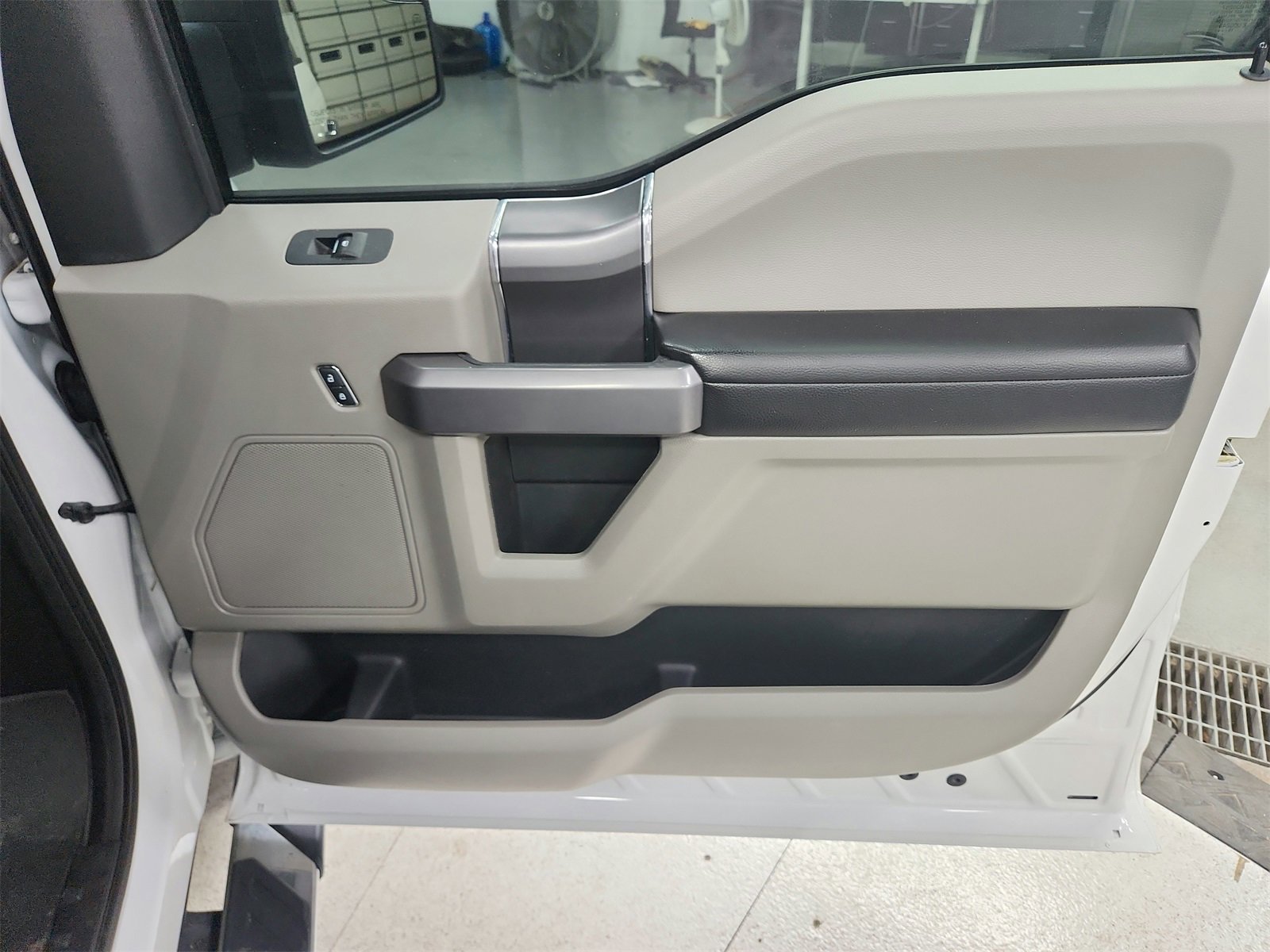 Used 2019 Ford F150 XLT w/ Equipment Group 302A Luxury image 38