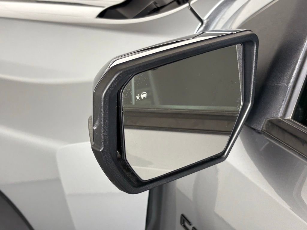 Used 2023 Chevrolet Colorado ZR2 w/ ZR2 Convenience Package III image 15