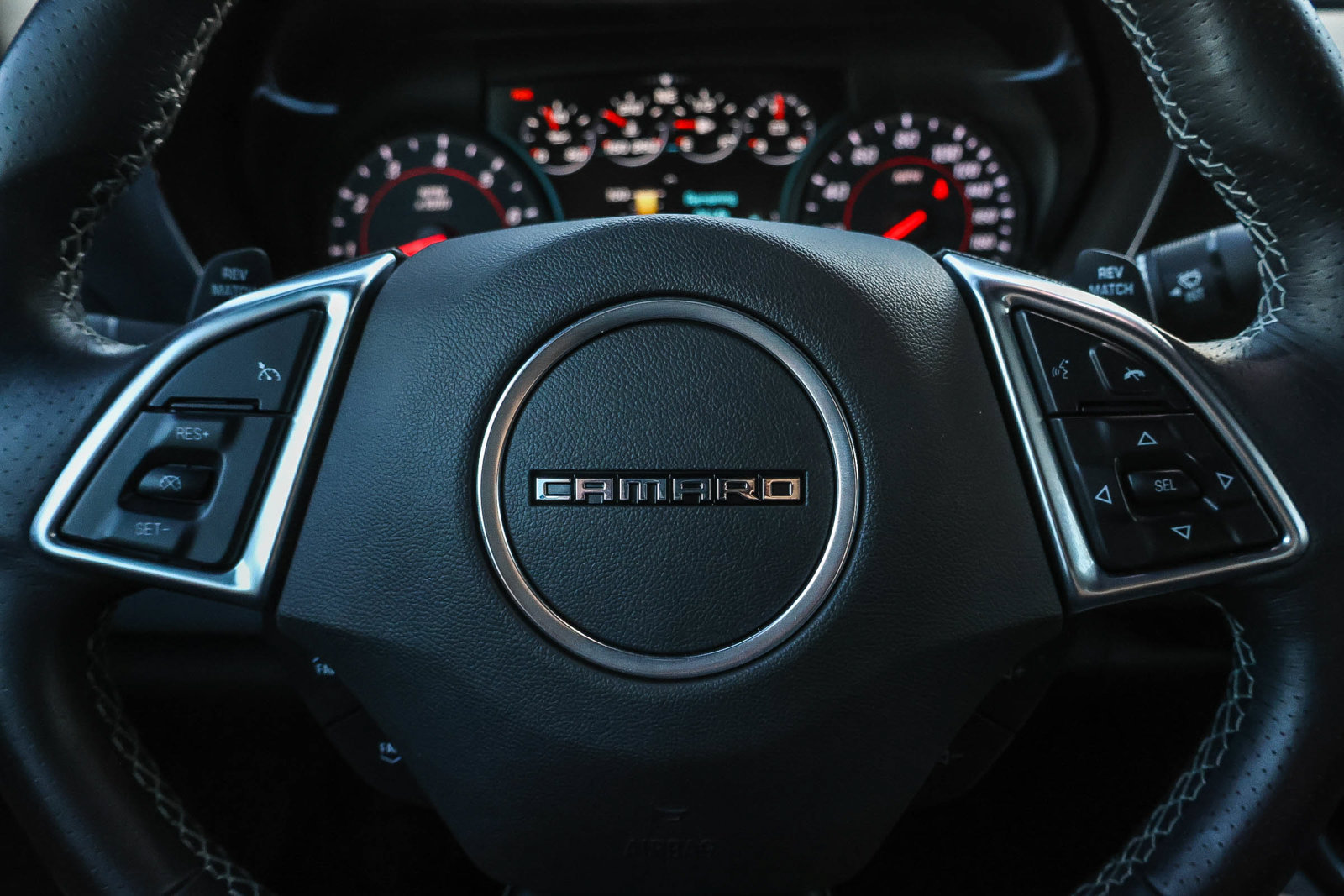 Used 2018 Chevrolet Camaro SS RWD image 28