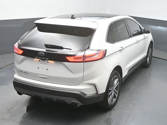 Used 2021 Ford Edge Titanium image 47