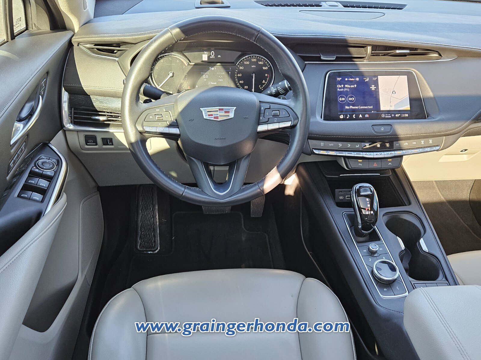 Used 2021 Cadillac XT4 Premium Luxury w/ Driver Awareness Package image 12