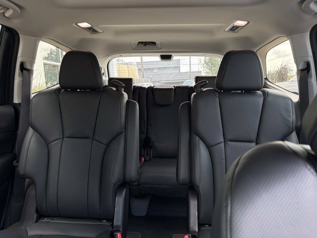 New 2027 Subaru Ascent Onyx Edition AWD/4WD image 8
