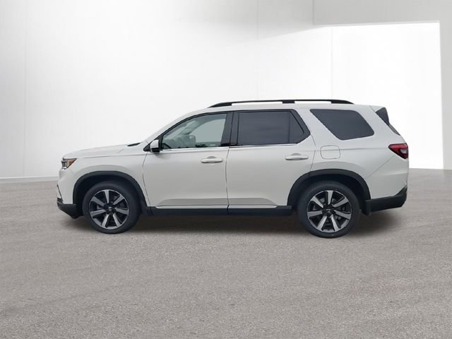 Used 2023 Honda Pilot Touring image 5