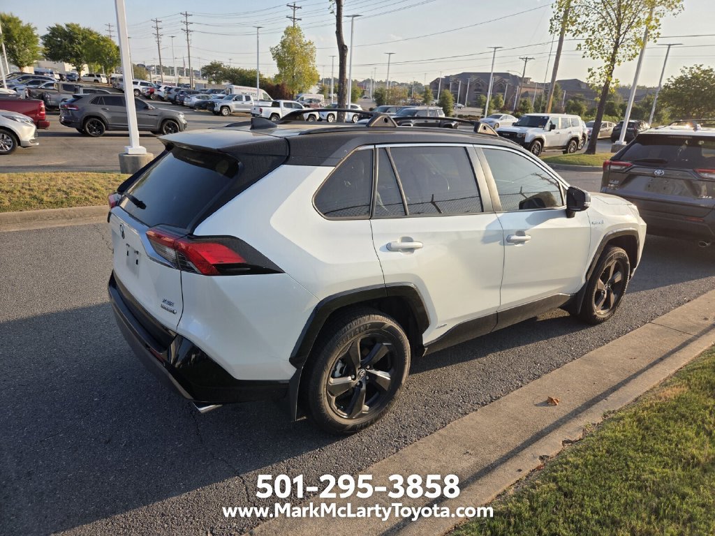 Used 2021 Toyota RAV4 XSE AWD/4WD image 4