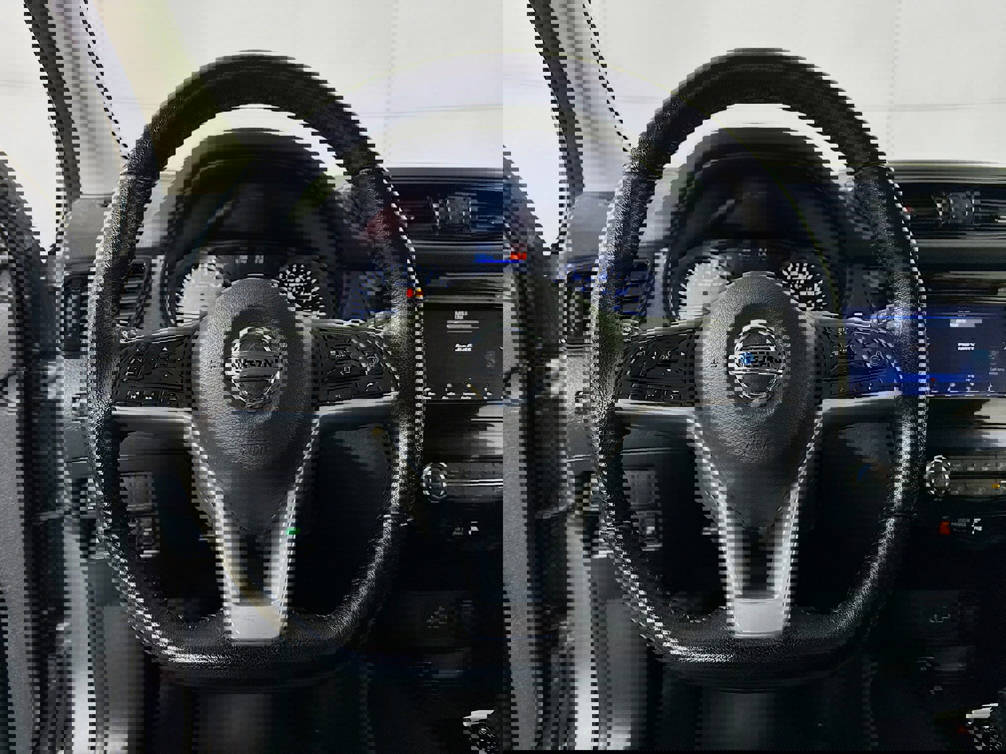 Used 2022 Nissan Rogue Sport SV w/ Technology Package image 14