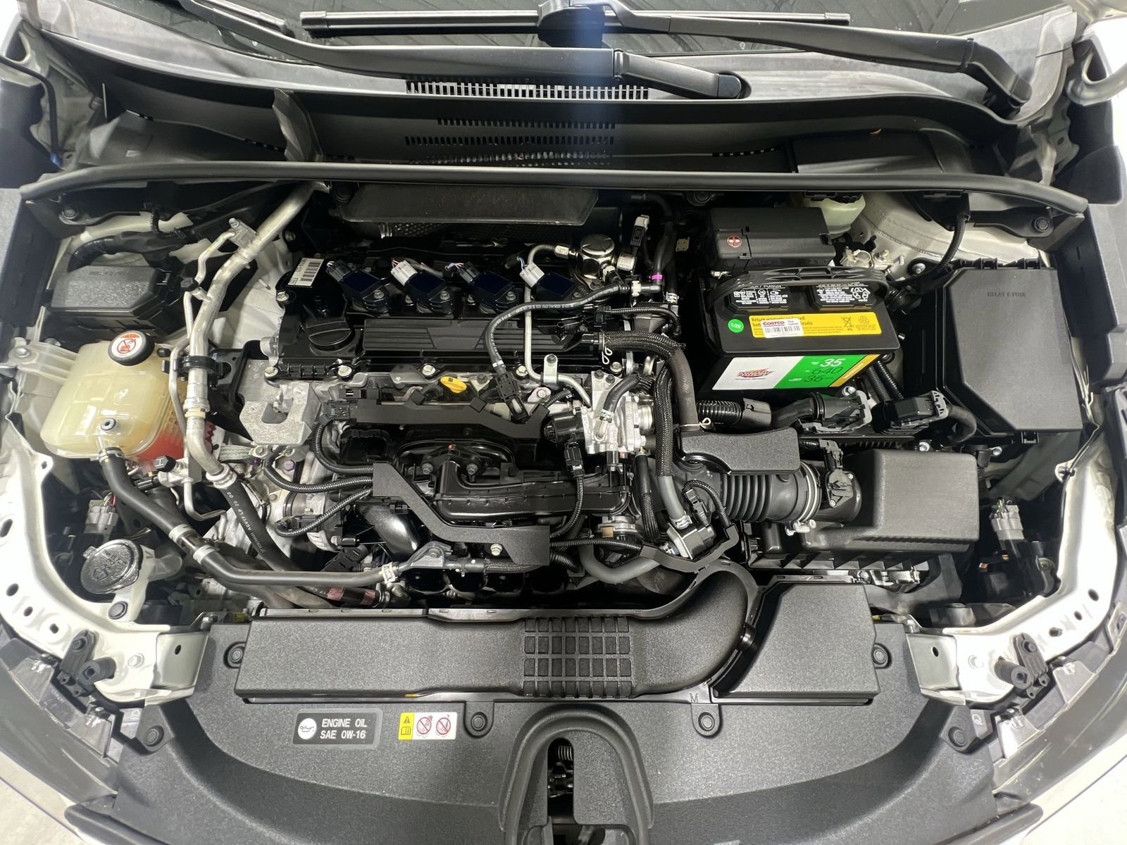 Used 2019 Toyota Corolla SE w/ Carpet Mat Package image 24