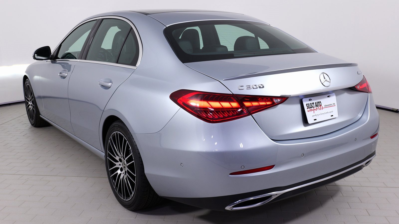 Used 2023 Mercedes-Benz C 300 4MATIC Sedan image 30