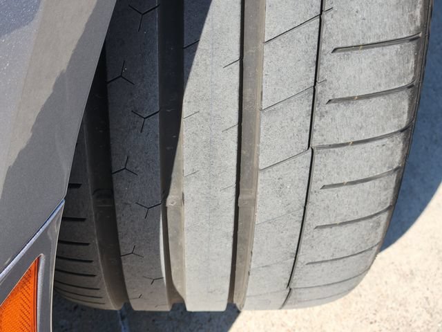 Used 2019 Chevrolet Camaro ZL1 RWD image 19