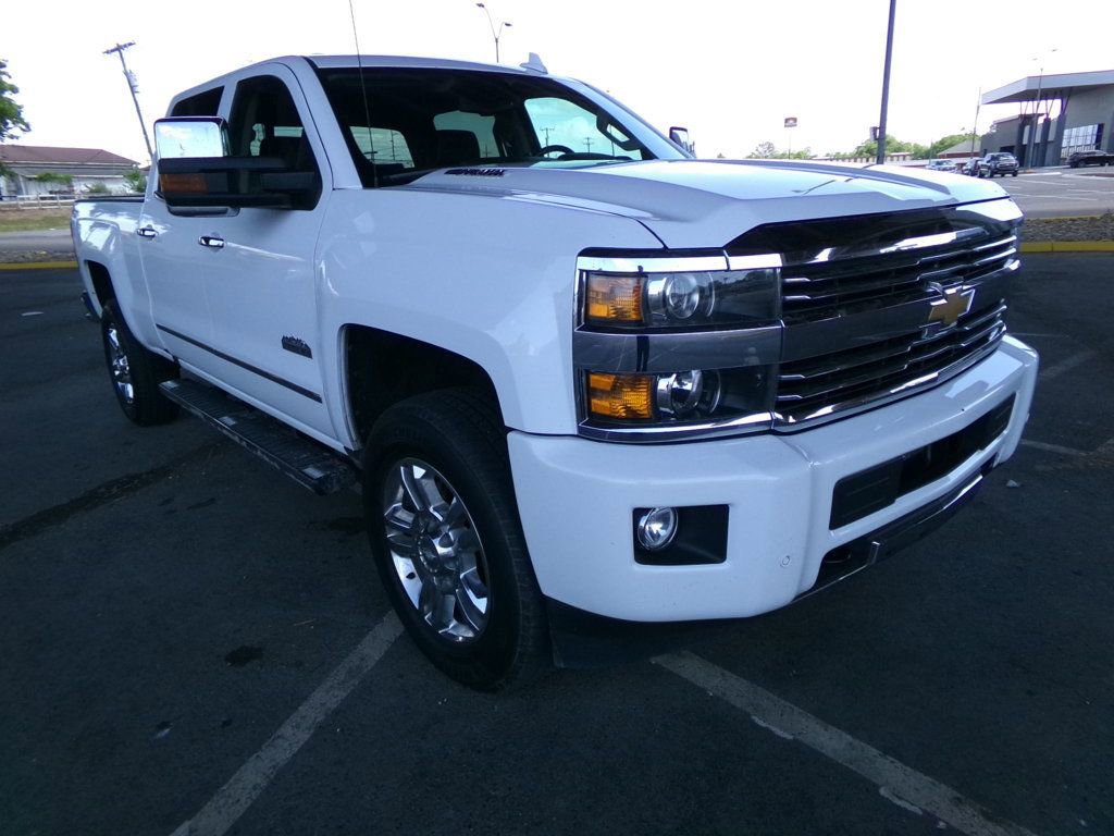 Used 2016 Chevrolet Silverado 2500 High Country w/ Duramax Plus Package AWD/4WD image 4