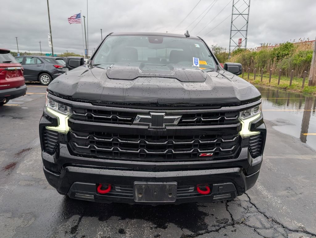 Used 2023 Chevrolet Silverado 1500 LT Trail Boss AWD/4WD image 2