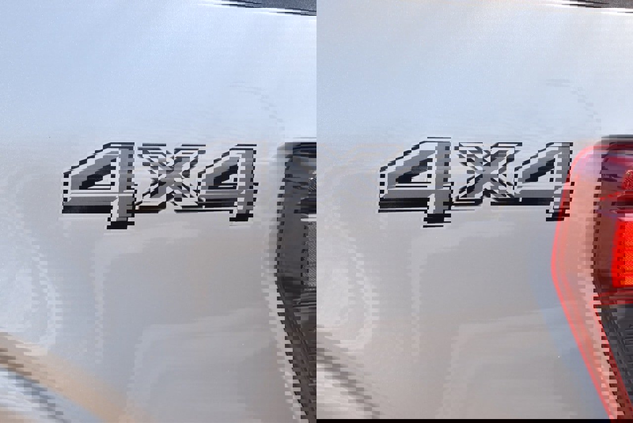 Used 2025 Ford F150 XLT w/ Equipment Group 301A Standard image 40