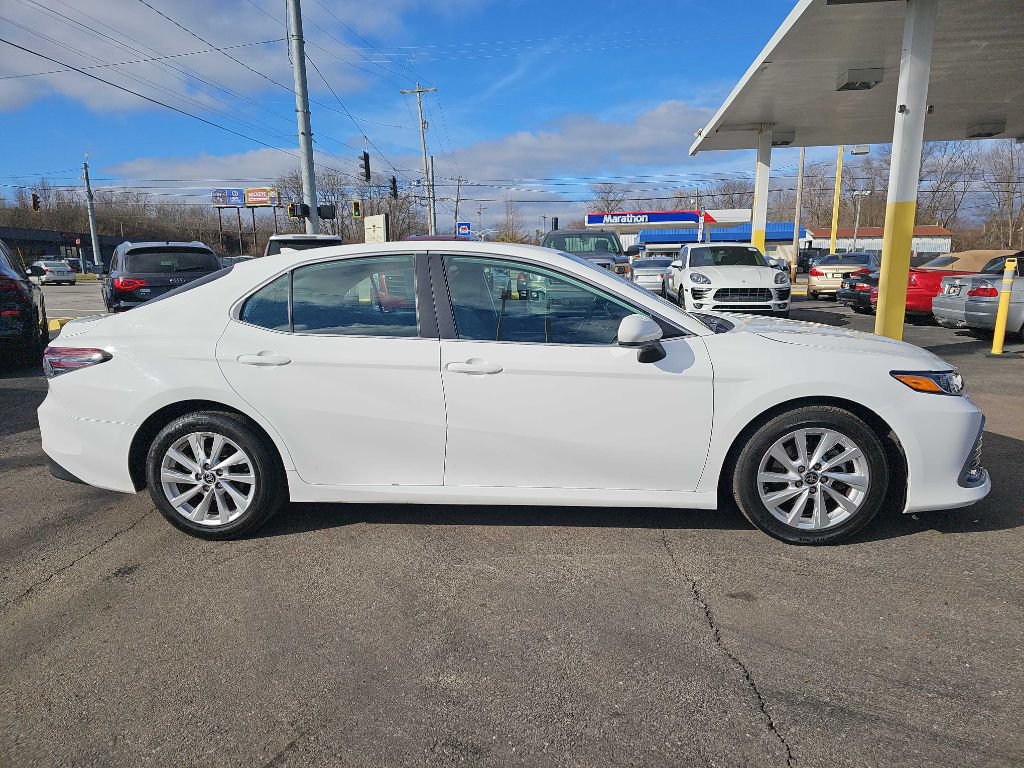 Used 2021 Toyota Camry LE FWD image 22